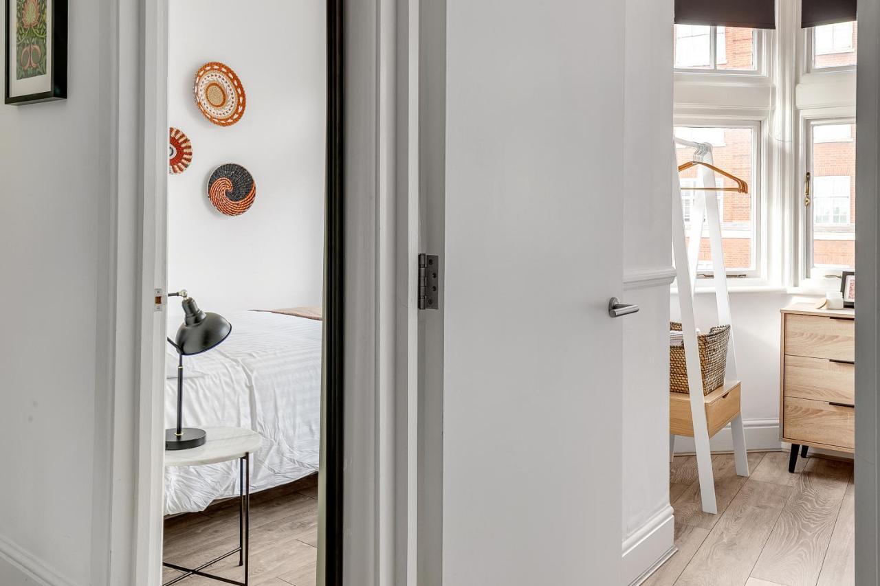 The Stafford Apartment London Exterior photo