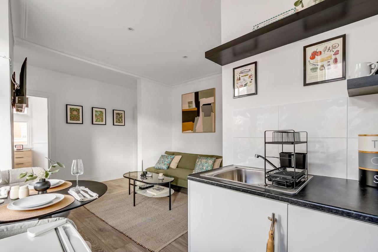 The Stafford Apartment London Exterior photo