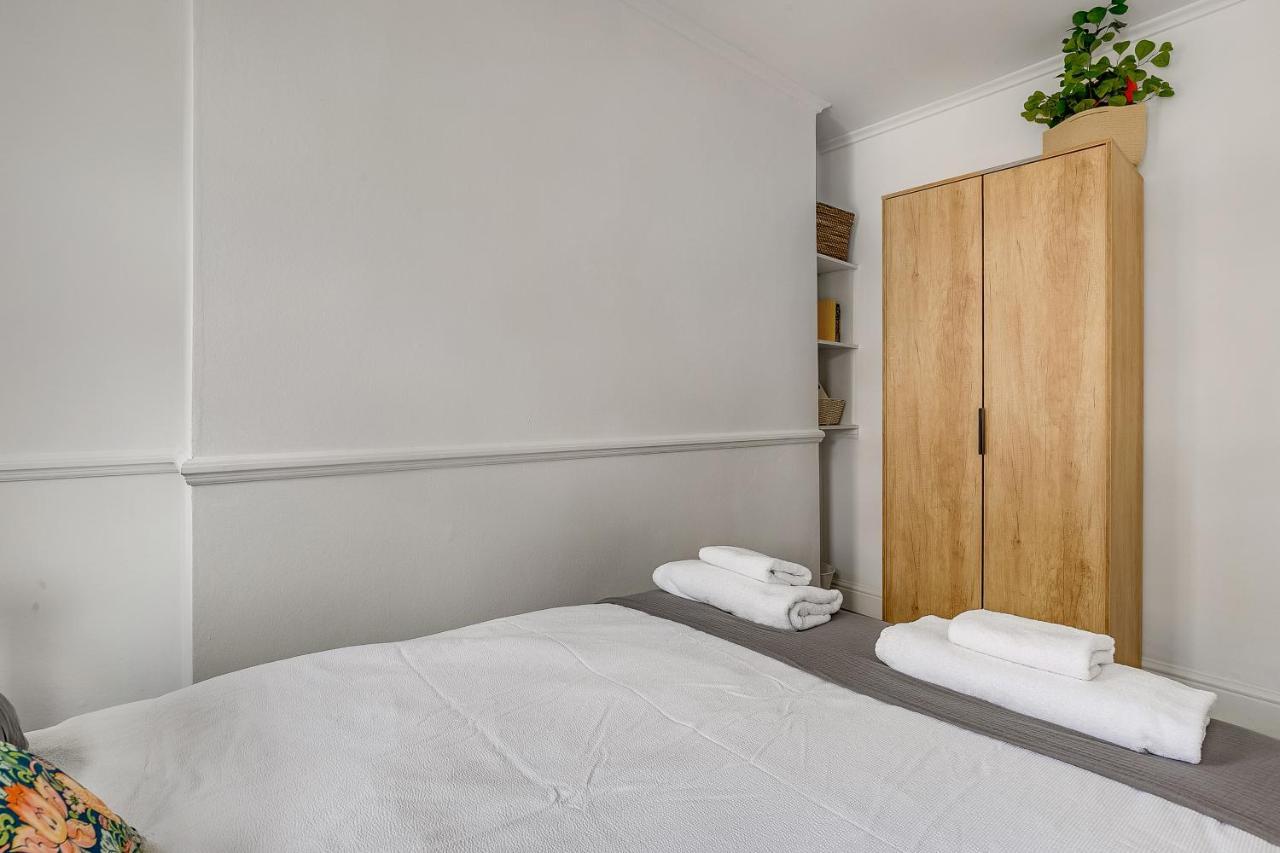 The Stafford Apartment London Exterior photo