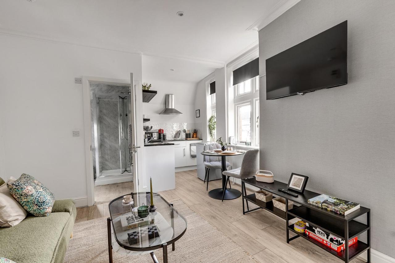 The Stafford Apartment London Exterior photo